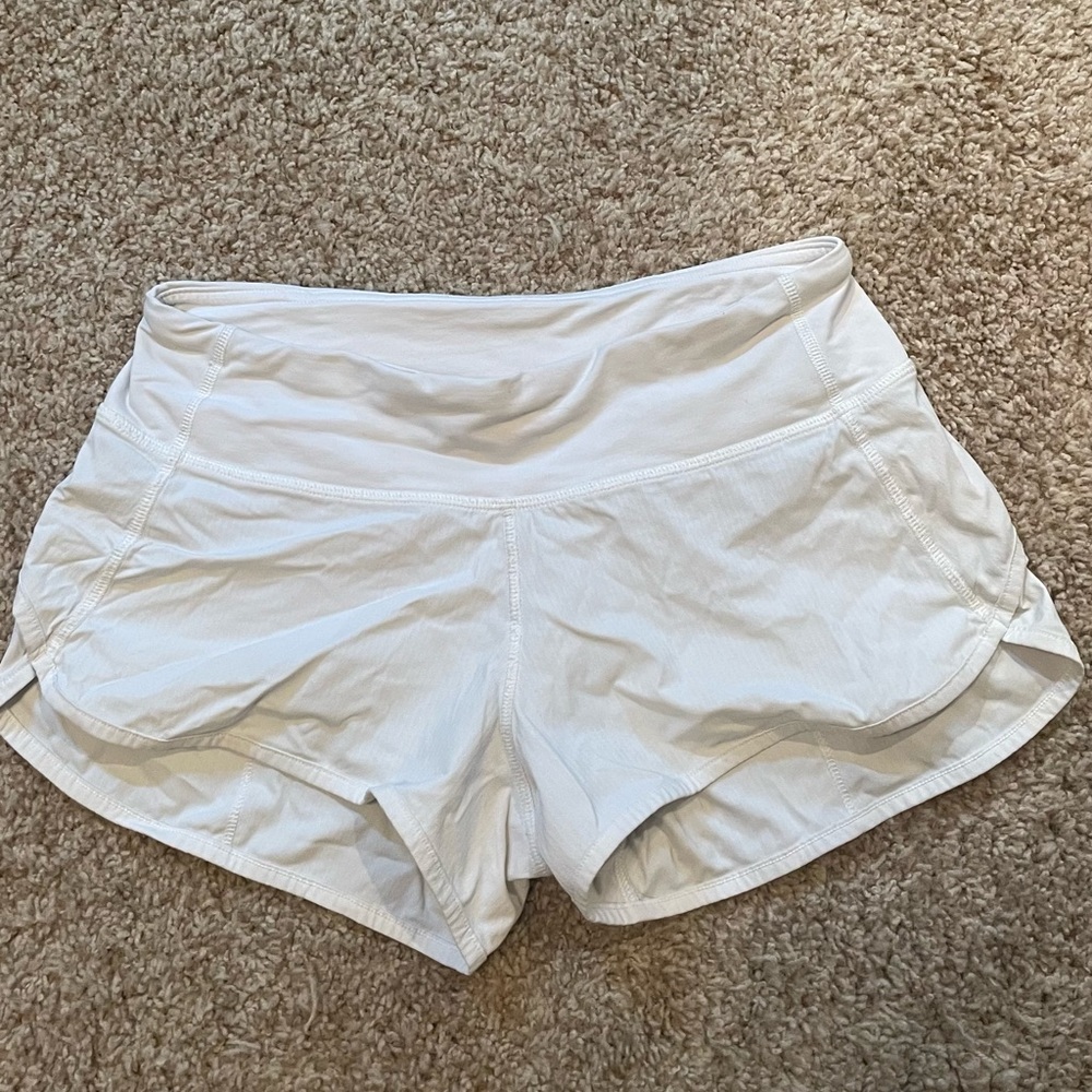 White lululemon shorts